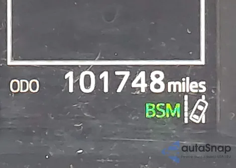 2018 Toyota Highlander Xle z USA, uszkodzony, nr VIN 5TDJZRFH3JS855205